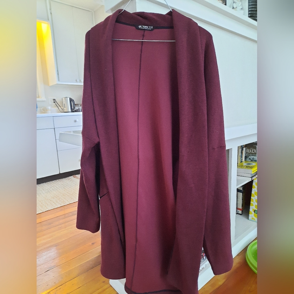 Arcteryx women's cardigan
